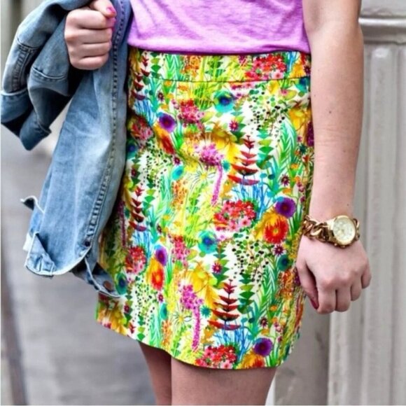 J Crew Liberty Art Fabric Floral Short Skirt Size 2 Preppy Romantic - Picture 1 of 10